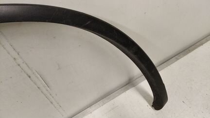 Накладка крыла передняя правая VW Touareg 2