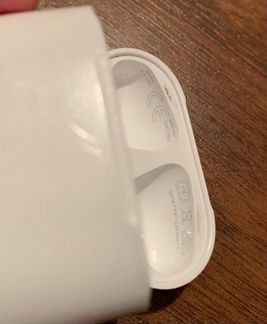 Кейс для AirPods (оригинал)