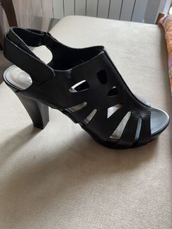 Tamaris босоножки