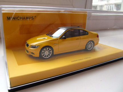 Minichamps Linea Bianca giallo 1:43
