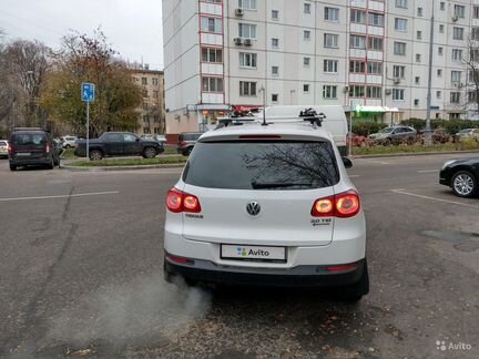 Volkswagen Tiguan 2.0 AT, 2011, 200 000 км
