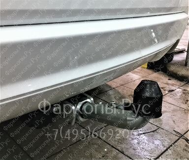 Фаркоп на Jeep Grand Cherokee