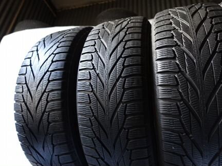 225 65 17 Nokian Hakkapeliitta R2 SUV 41RD XL