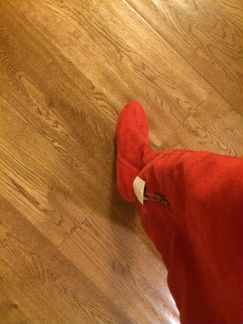 Красные ботфорты