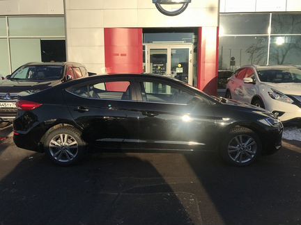 Hyundai Elantra 2.0 AT, 2017, 40 183 км