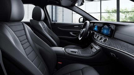 Mercedes-Benz E-класс 2.0 AT, 2020