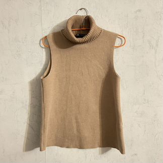 Топ Zara