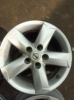 Диски бу оригинал R16 Y на Nissan