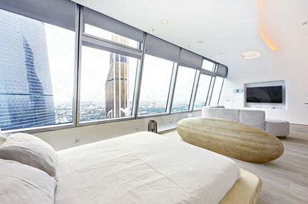 Квартира-студия, 60 м², 57/58 эт.