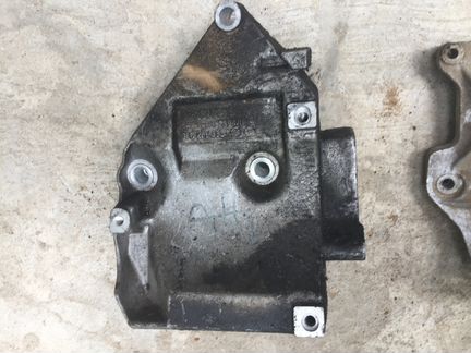 Кронштейн кондиционера 06B260885 Audi A4 b5, VW b5