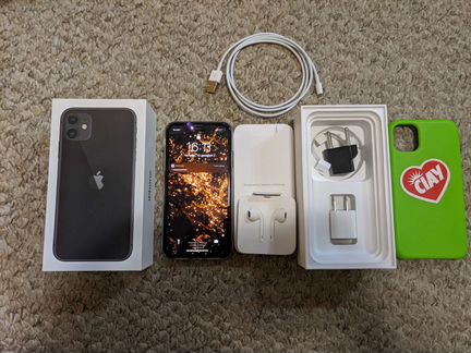 iPhone 11 black 64 gb