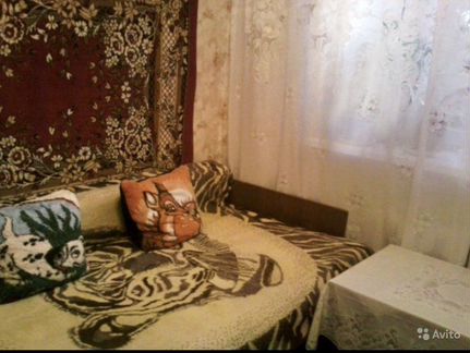 Комната 10 м² в 4-к, 2/5 эт.