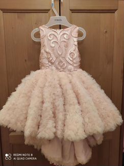 Дизайнерское платье 