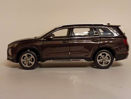 Hyundai Santafe 4 Brown 2019 Paudi 1:18