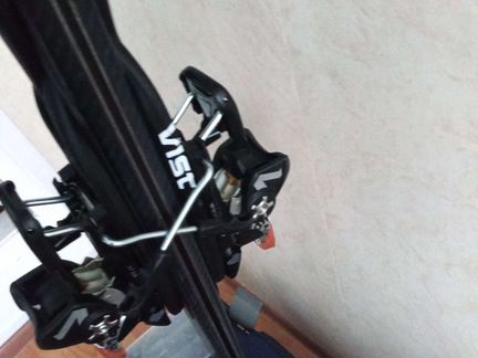 Лыжи горные