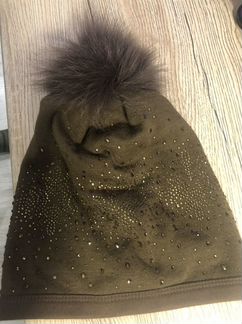 Шапка женская с помпоном