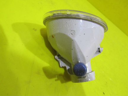 Птф правая Toyota Auris 1 07-12 90068408