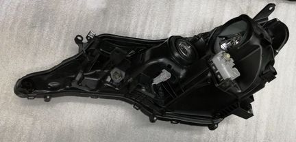 Фара правая toyota RAV 4 (2013), новый оригинал