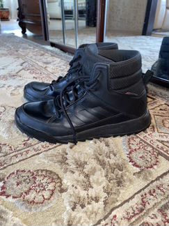 Ботинки adidas