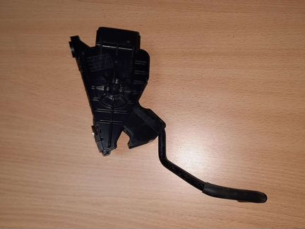 Педаль газа Lexus GS 05-11 г