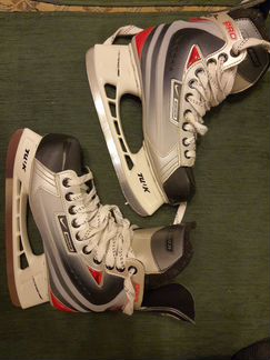 Коньки хоккейные