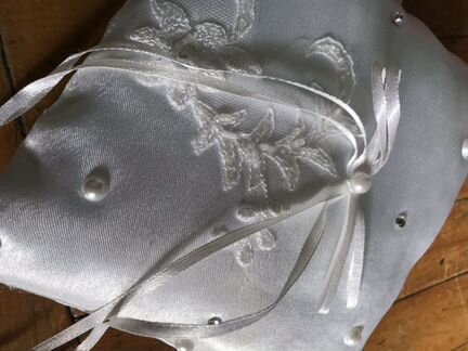 Подушка для колец