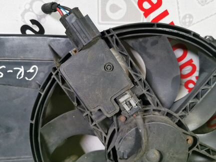 Вентилятор радиатора (Диффузор ) Ford Focus 2