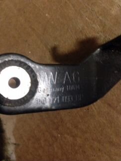 Кронштейн 1k0121093bp