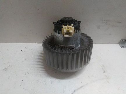 Моторчик отопителя Шевроле Кобальт Chevrolet