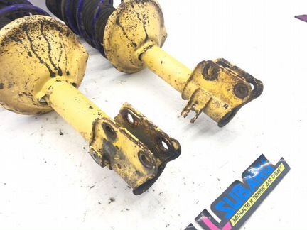 Амортизатор, стойка передняя передний Subaru