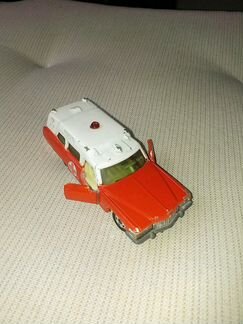 Модель Tomica,кейс для хранения