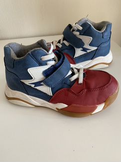 Кроссовки Zara