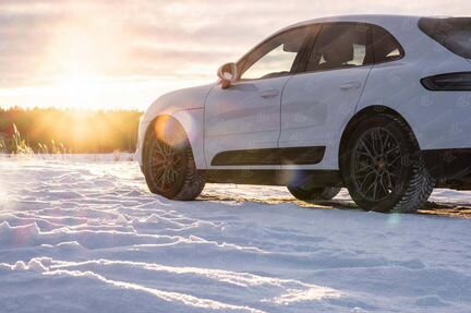 Кованые диски R20 на Porsche Macan