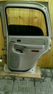 Дверь задняя правая Шевроле Тахо 840