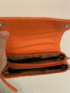 Косметичка оранжевая