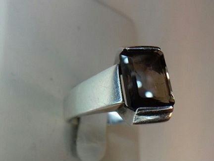 Серебро 925 пробы,Кольцо с Дымчатым Кварцем