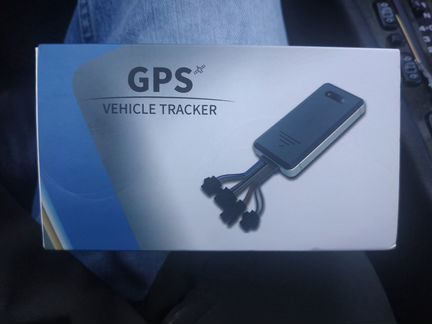 GPS vehicle tracker