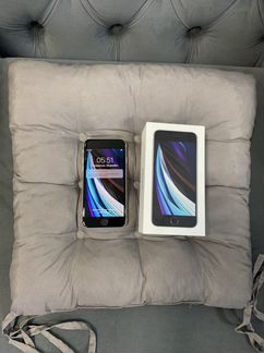 iPhone se 2020 64gb