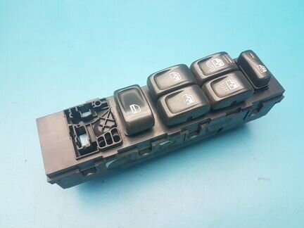 Блок управления стеклоподъемниками передний левый