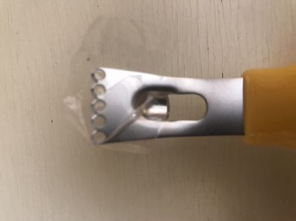 Терка для цитрусовых 2 в 1 Zyliss 2 in 1 Zester