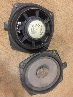 Динамики задней панели Мицубиси Лансер 9