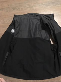 Жилетка новая Adidas