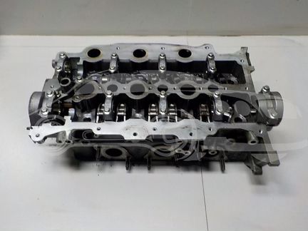 Головка блока LR014249 land rover Range Rover Vela