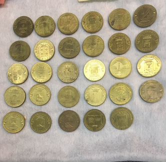 Распродаю монеты купюры