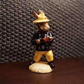 Royal Doulton фигурка кролик пожарный, Англия