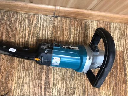 Полировальная машина Makita 9227CB