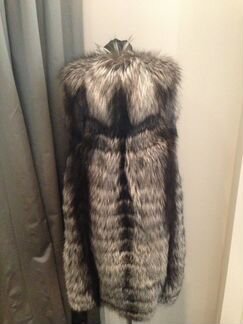 Жилет из чернобурой лисы