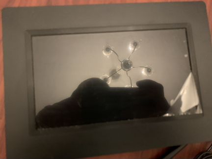 Цифровая фоторамка digma 7 pf-733