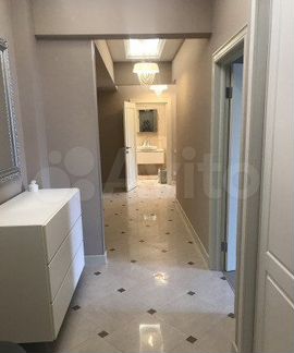 2-к квартира, 65 м², 4/10 эт.