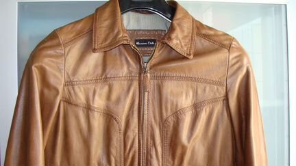 Кожаная куртка Massimo Dutti